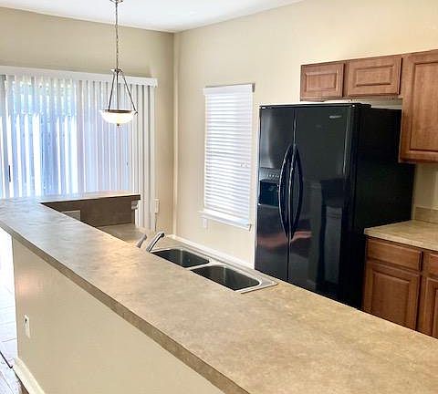 5th image of 14527 Roaring Fork Ln