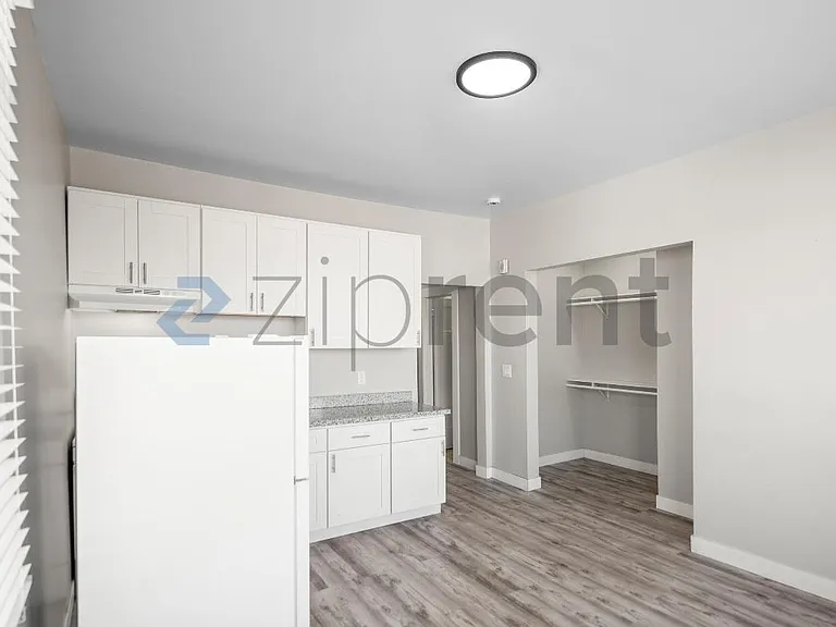 680 14th St #412 — Photo 13