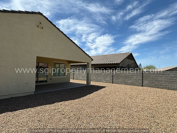 2nd image of 2058 E Julian Dr
