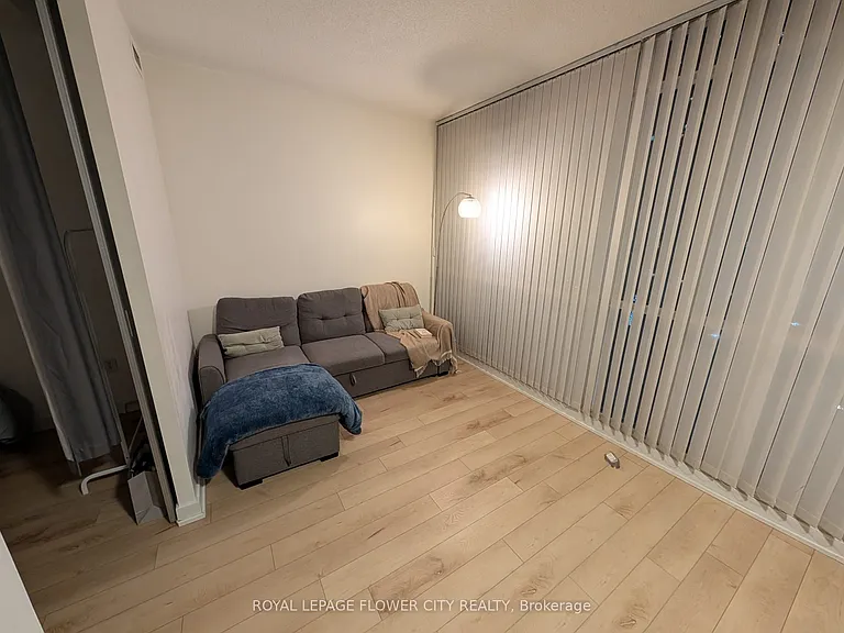 38 NW Dan Leckie Way #503 — Photo 7
