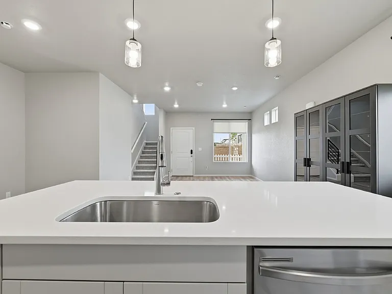 5764 Dakan Loop — Photo 9