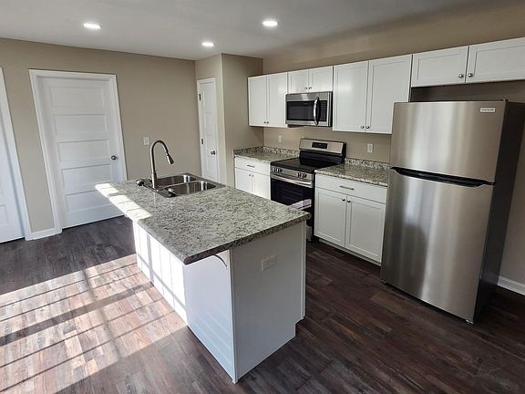 4th image of 408 B Blountsville St