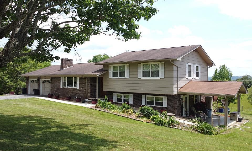 1st image of 405 Levi Ct