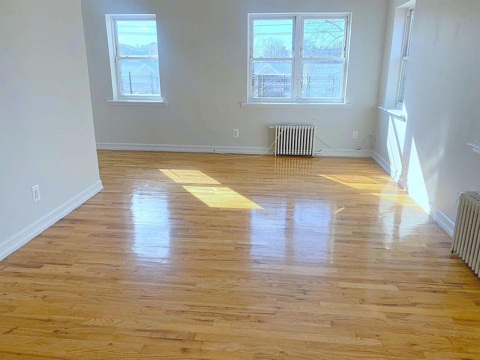 2nd image of 847 E 227th St #3