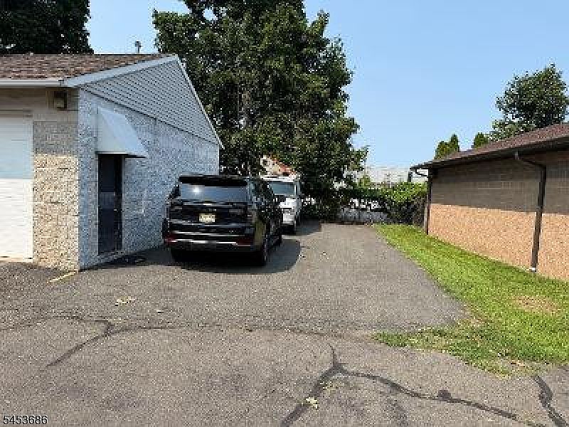 1st image of 83 Lackawanna Ave