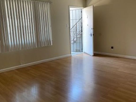 5th image of 3538 Alden Way APT 2