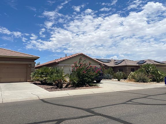 3rd image of 44598 W Yucca Ln