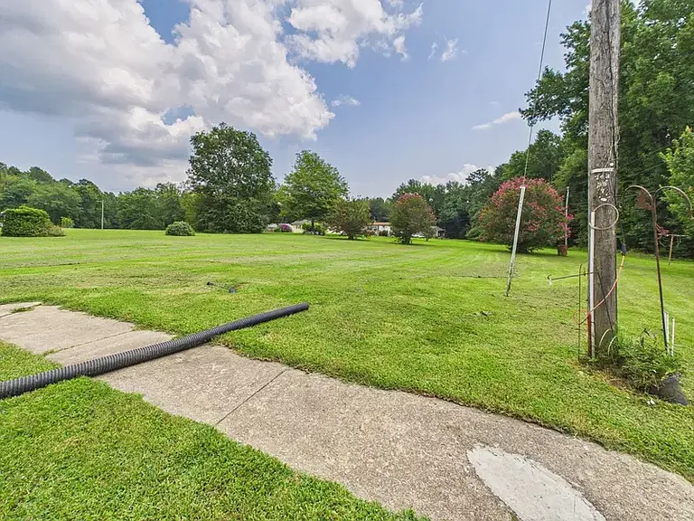11620 Reedy Branch Rd — Photo 25