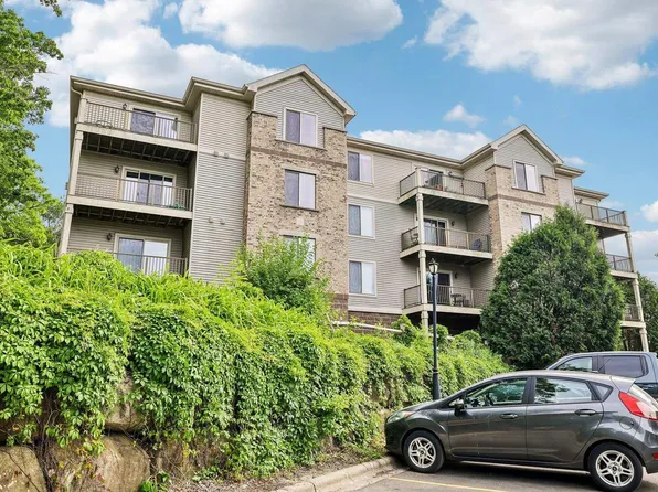 7203 Mid Town Road #212, Madison, WI 53719