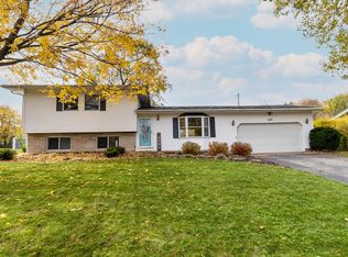 808 Iroquois Trl, Niles, MI 49120