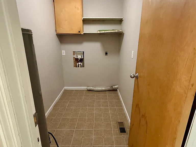 210 Crank Rd — Photo 10