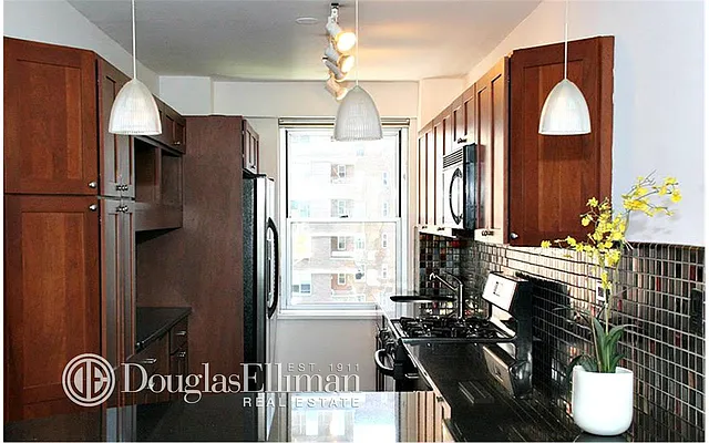 Sold by Douglas Elliman | media 2