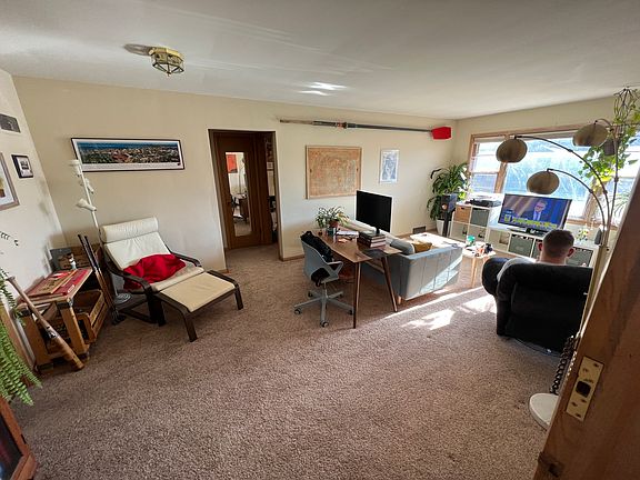 3rd image of 10232 W North Ave #4