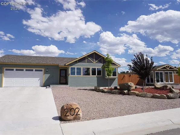 202 High Meadows Dr, Florence, CO 81226