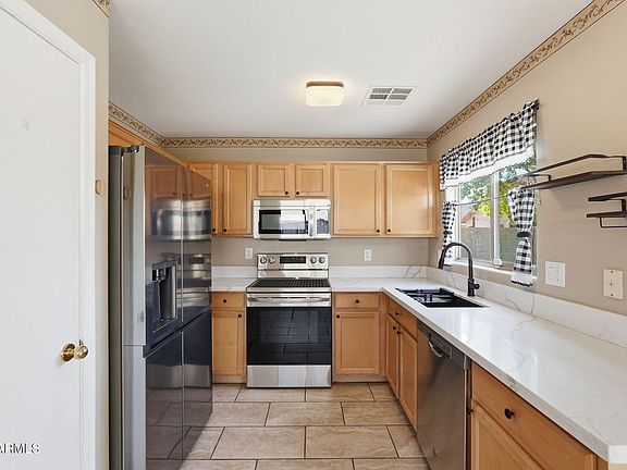 2nd image of 6872 E PINE Way