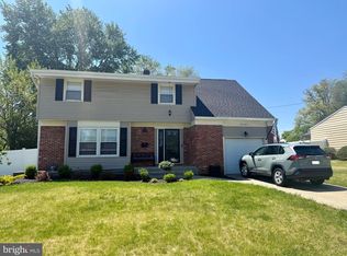 2305 Beverly Rd, Cinnaminson, NJ 08077