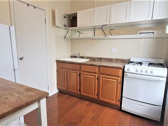 3rd image of 125 Wythe Ave #3L