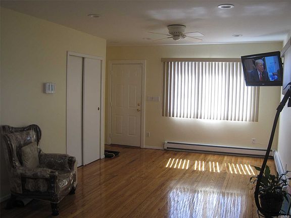 2nd image of 591 Emerson Ave