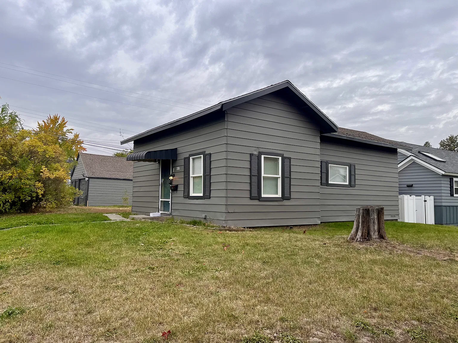 2 bed, 822 sqft, $1,795 — Photo 1
