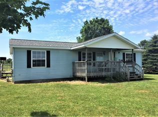 9401 N Musson Rd, Six Lakes, MI 48886