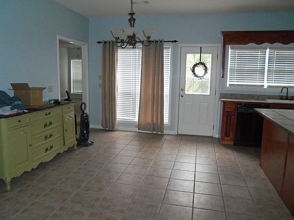 4th image of 1147 Karen Ln