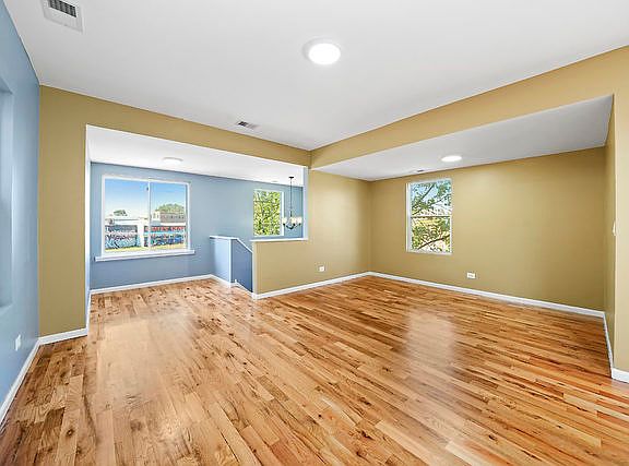 2nd image of 1917 S Trumbull Ave