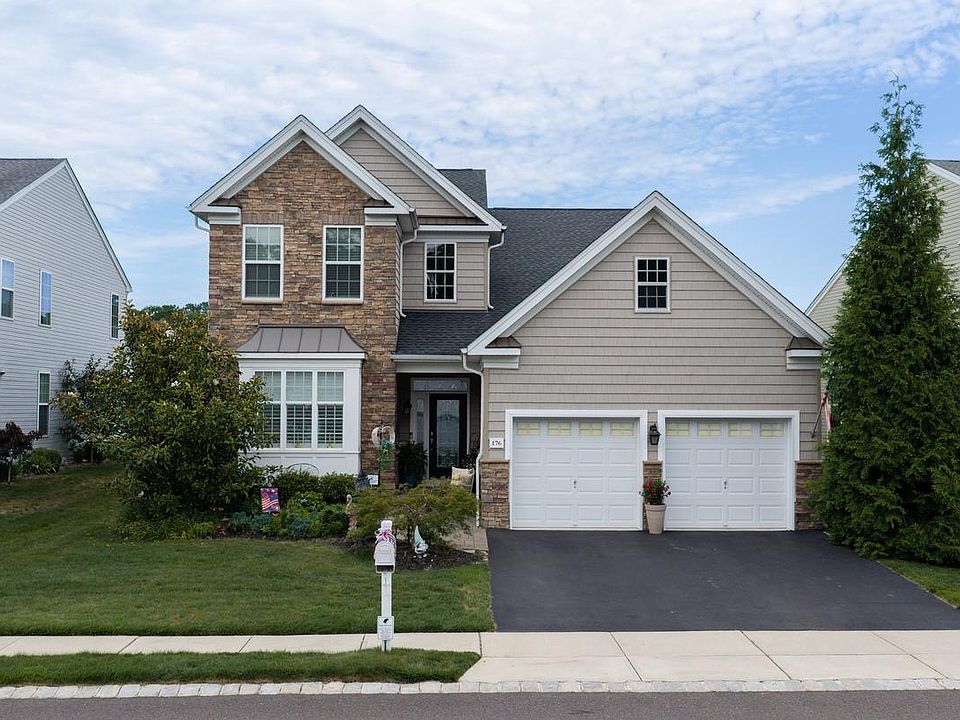 1st image of 176 Arborridge Dr