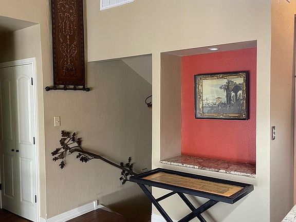 4th image of 225 Holly Hill Cir #E218