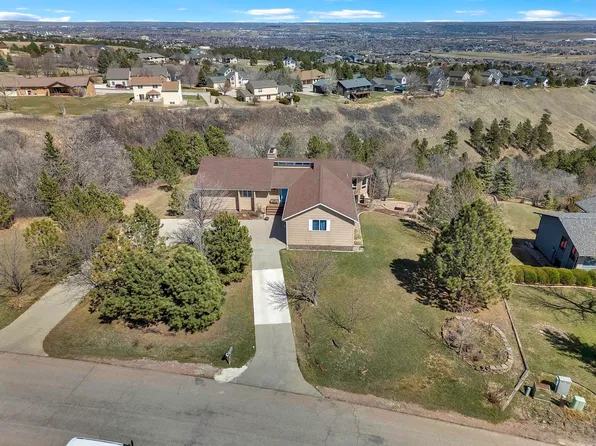 5132 Ridgeview Rd, Rapid City, SD 57701