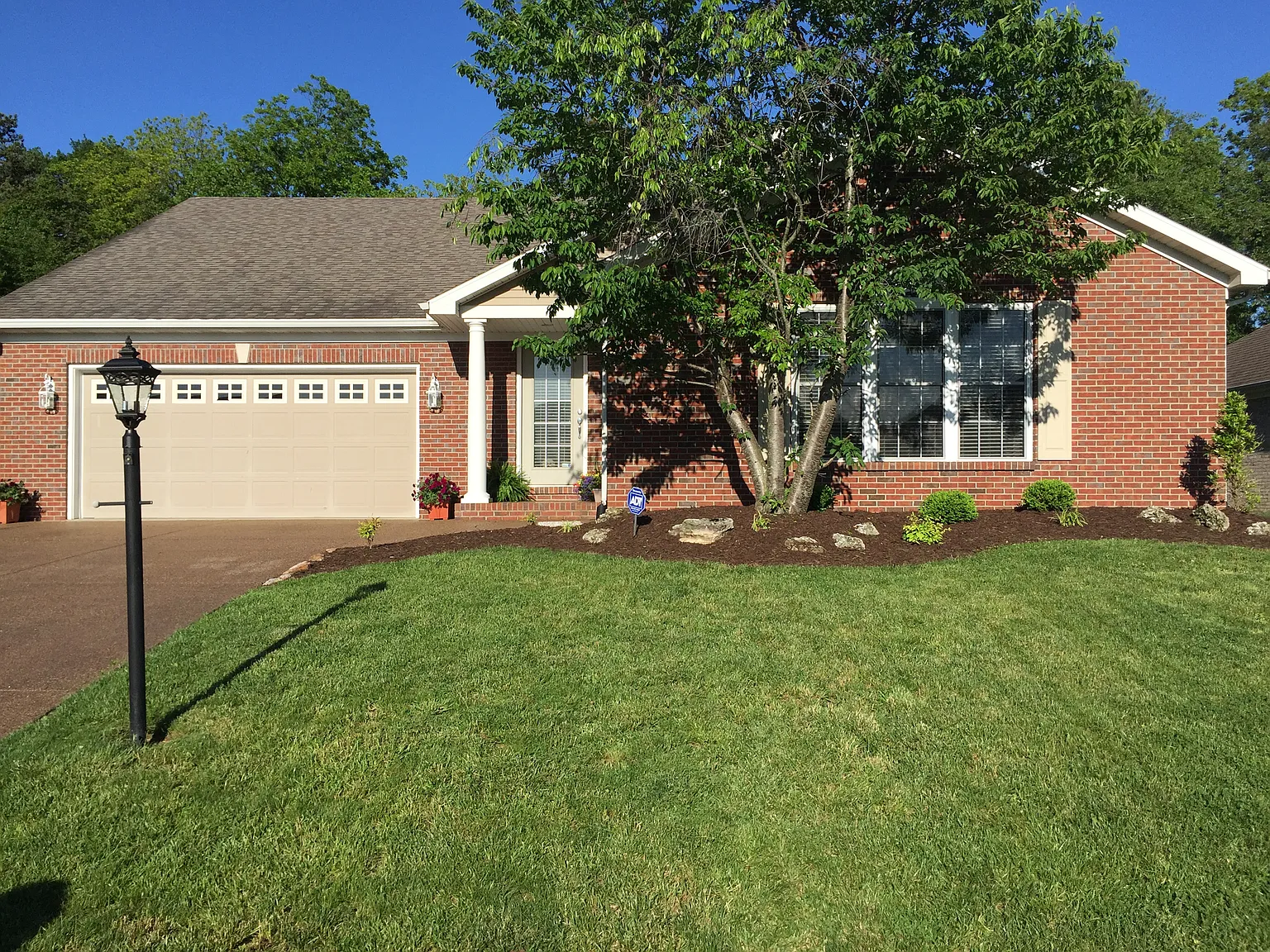 11641 Breckenridge Dr photo 1