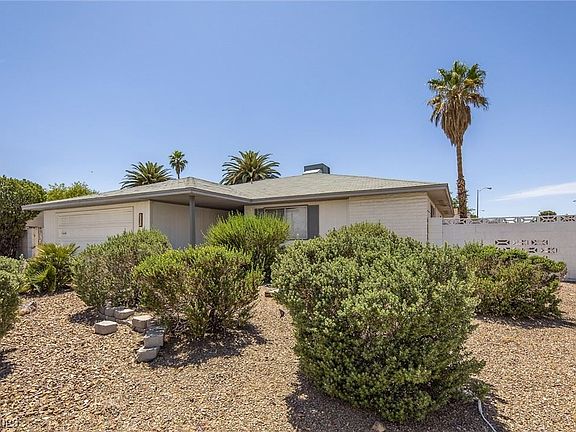 3rd image of 4511 Mountain Vista St
