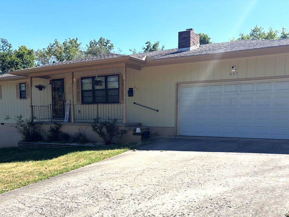 1st image of 807 S Ripley St