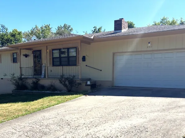 807 S Ripley St, Neosho, MO 64850