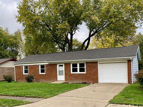 2nd image of 8210 W Fairview Dr