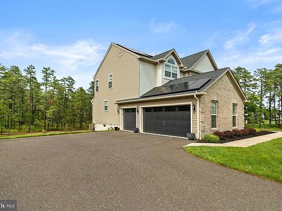 3rd image of 11 Aberdeen Ct