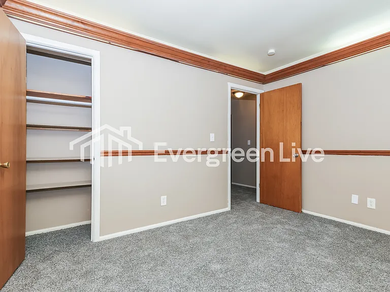 341 Stubbs Dr — Photo 9