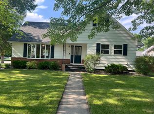 349 8th St NW, Fosston, MN 56542