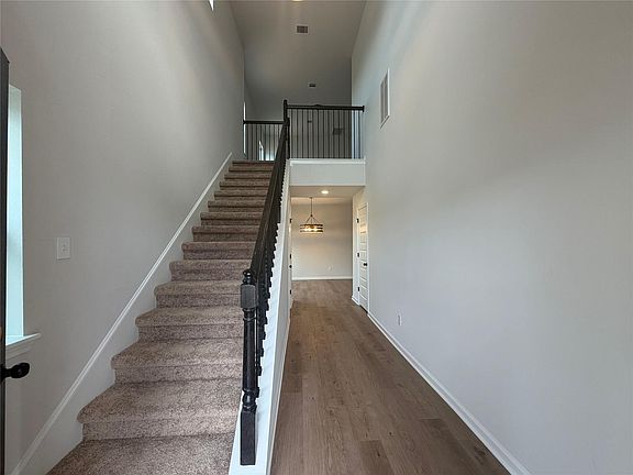 3rd image of 409 Stone Placa Trl