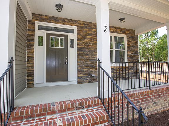 3rd image of 46 Hampshire Ln