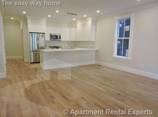 476 Green St #1A, Cambridge, MA 02139