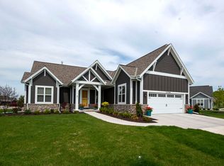 N114W5886 James Cir, Cedarburg, WI 53012