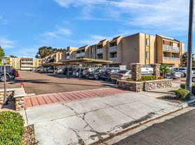 3030 Suncrest Dr