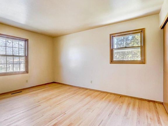 5th image of 5464 S Buckhorn Ave