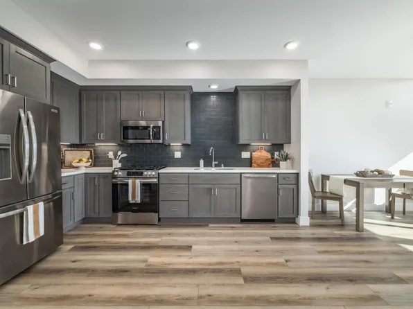 131 Aptos Vlg #4, Aptos, CA 95003