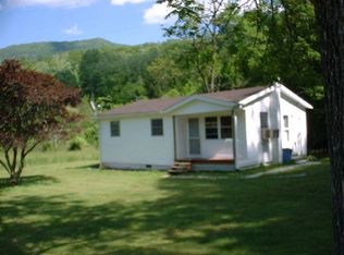 1793 Barkers Creek Rd, Whittier, NC 28789