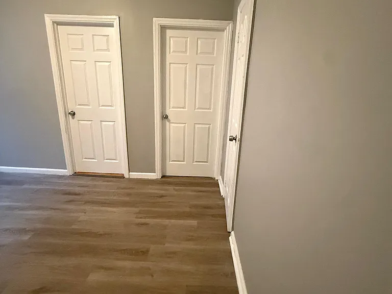 327 Danforth Ave #4A — Photo 3