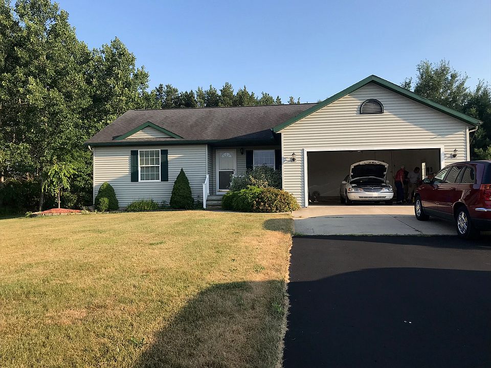 1st image of 20009 Orchard Ln