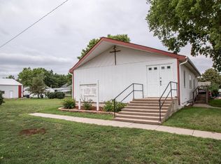 1019 H St, Burwell, NE 68823