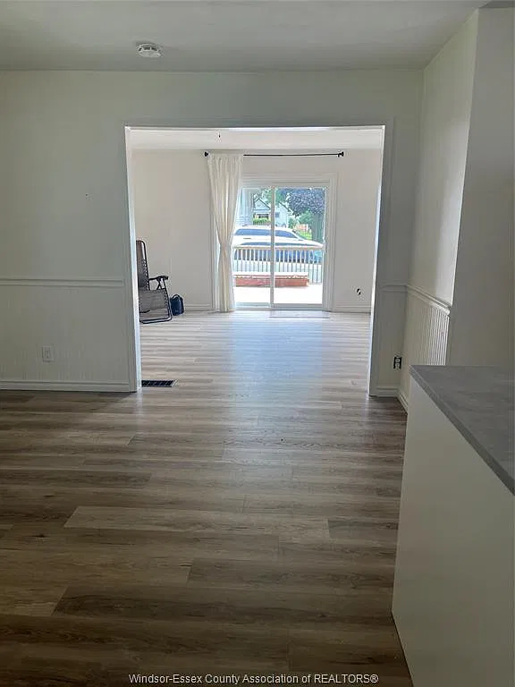 3 bed, $2,100 — Photo 4