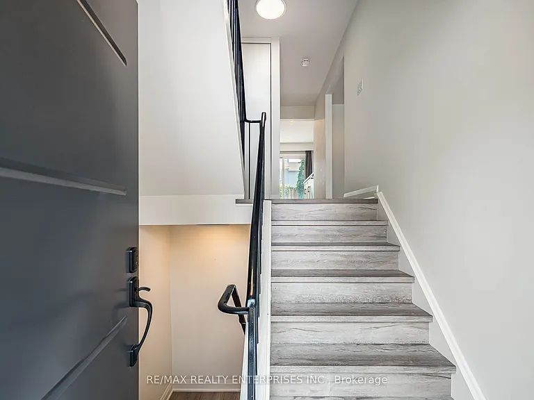1055 Shawnmarr Rd #17 — Photo 6